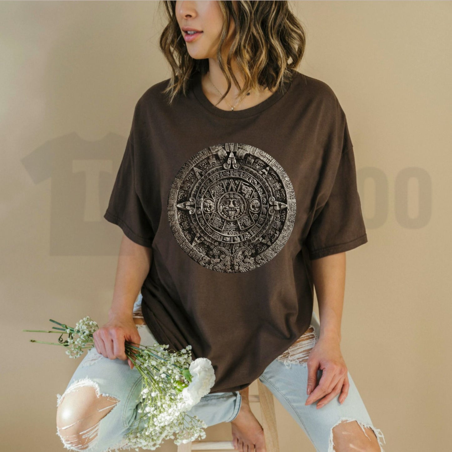 Ancient Mesoamerican Aztec Sun Stone T-Shirt – Retro Mayan Calendar Graphic Tee, Historical Cultural Heritage Art Shirt