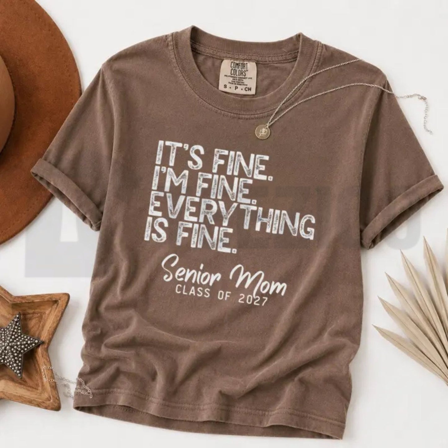 Class of 2027 Senior Mom Comfort Colors Shirt – Retro Graduation Varsity Tee