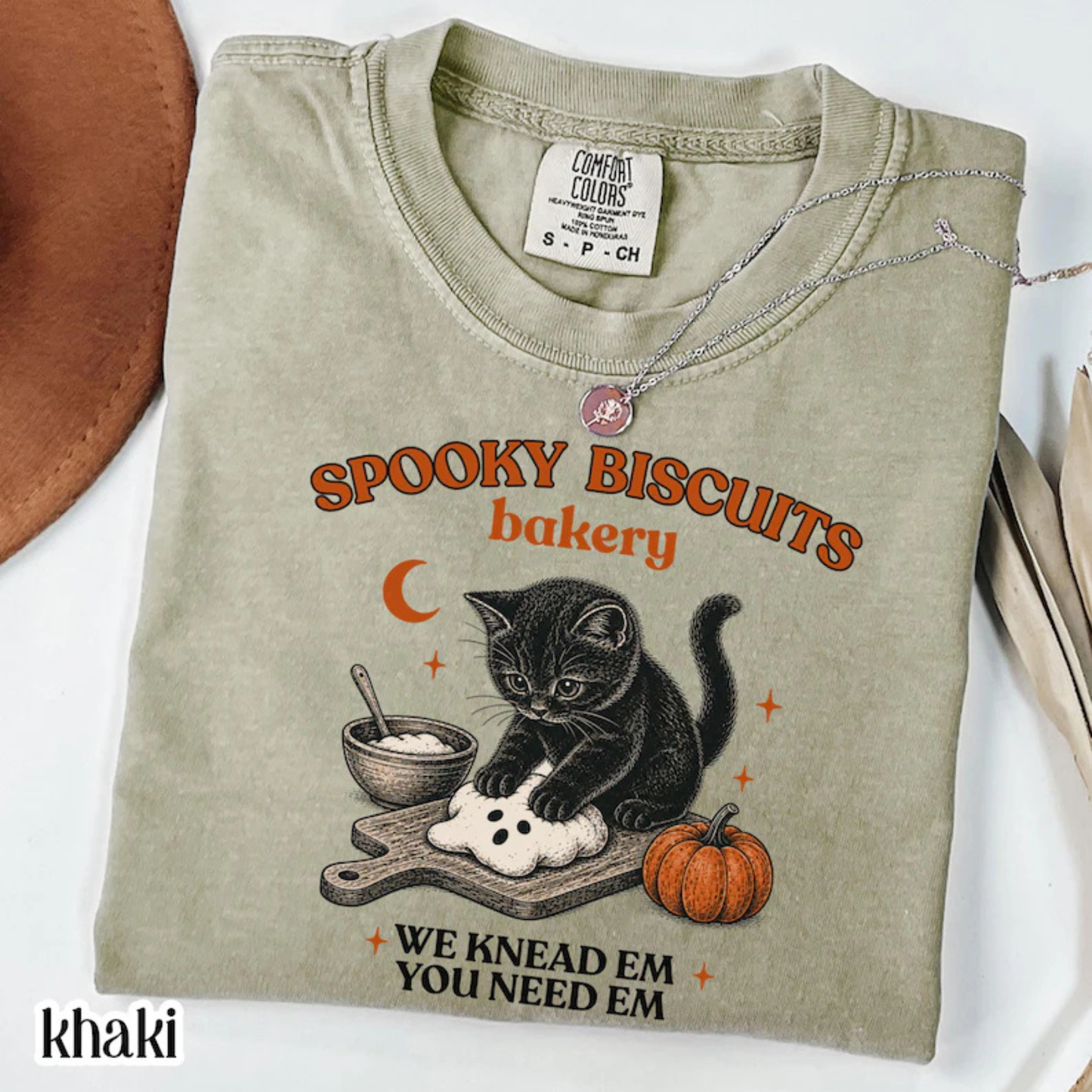 "Kitty Biscuits" Halloween Shirt - Retro Black Cat Fall Graphic Tee