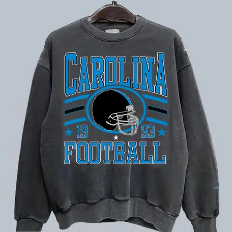 Retro Football Fan Crewneck – Oversized 90s Sports Graphic Pullover