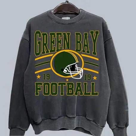 Retro Football Fan Crewneck – Oversized 90s Sports Graphic Pullover