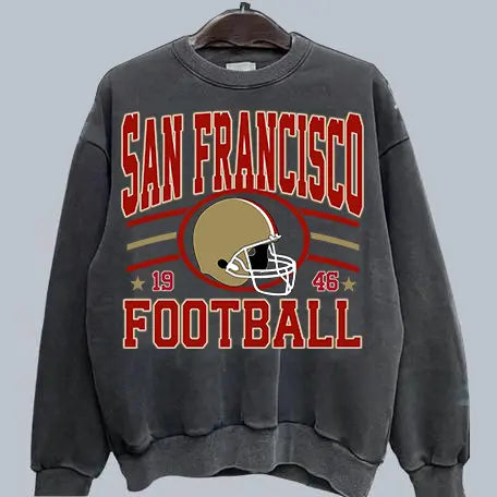 Retro Football Fan Crewneck – Oversized 90s Sports Graphic Pullover