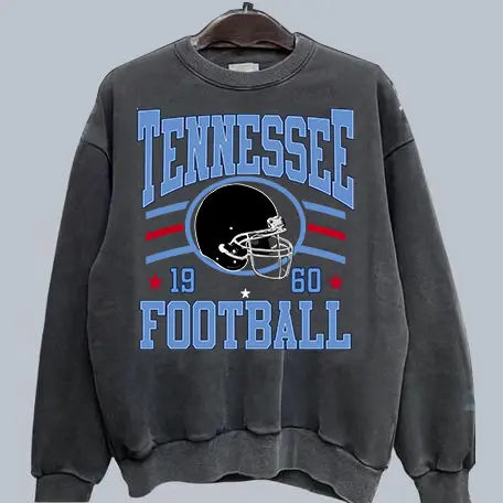 Retro Football Fan Crewneck – Oversized 90s Sports Graphic Pullover